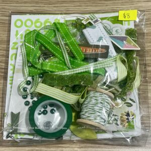 Assorted Papercraft (Green).